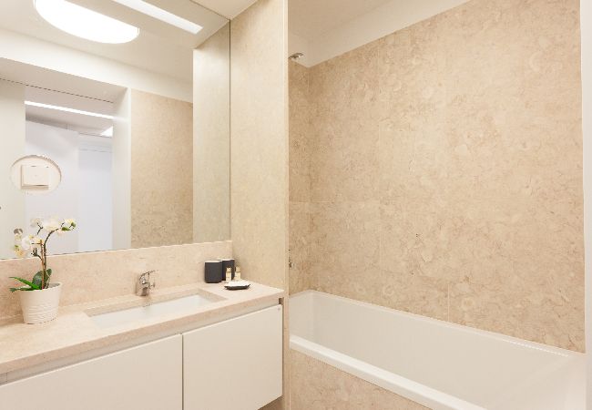 Apartamento em Lisboa - FLH Chiado Sunny Apartment Apartamento em Lisboa - FLH Chiado Sunny Apartment