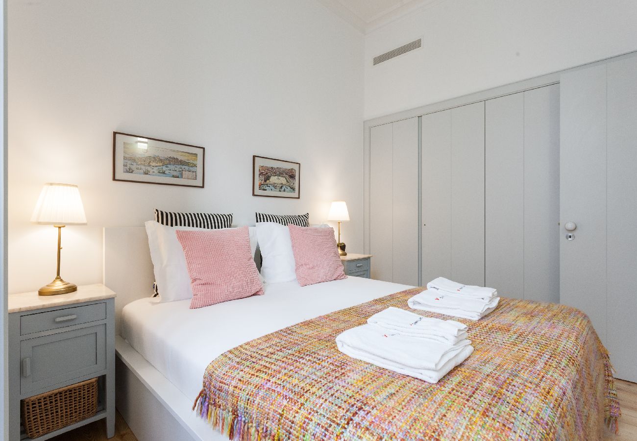 Apartamento em Lisboa - FLH Bacalhoeiros Charming Place Apartamento em Lisboa - FLH Bacalhoeiros Charming Place
