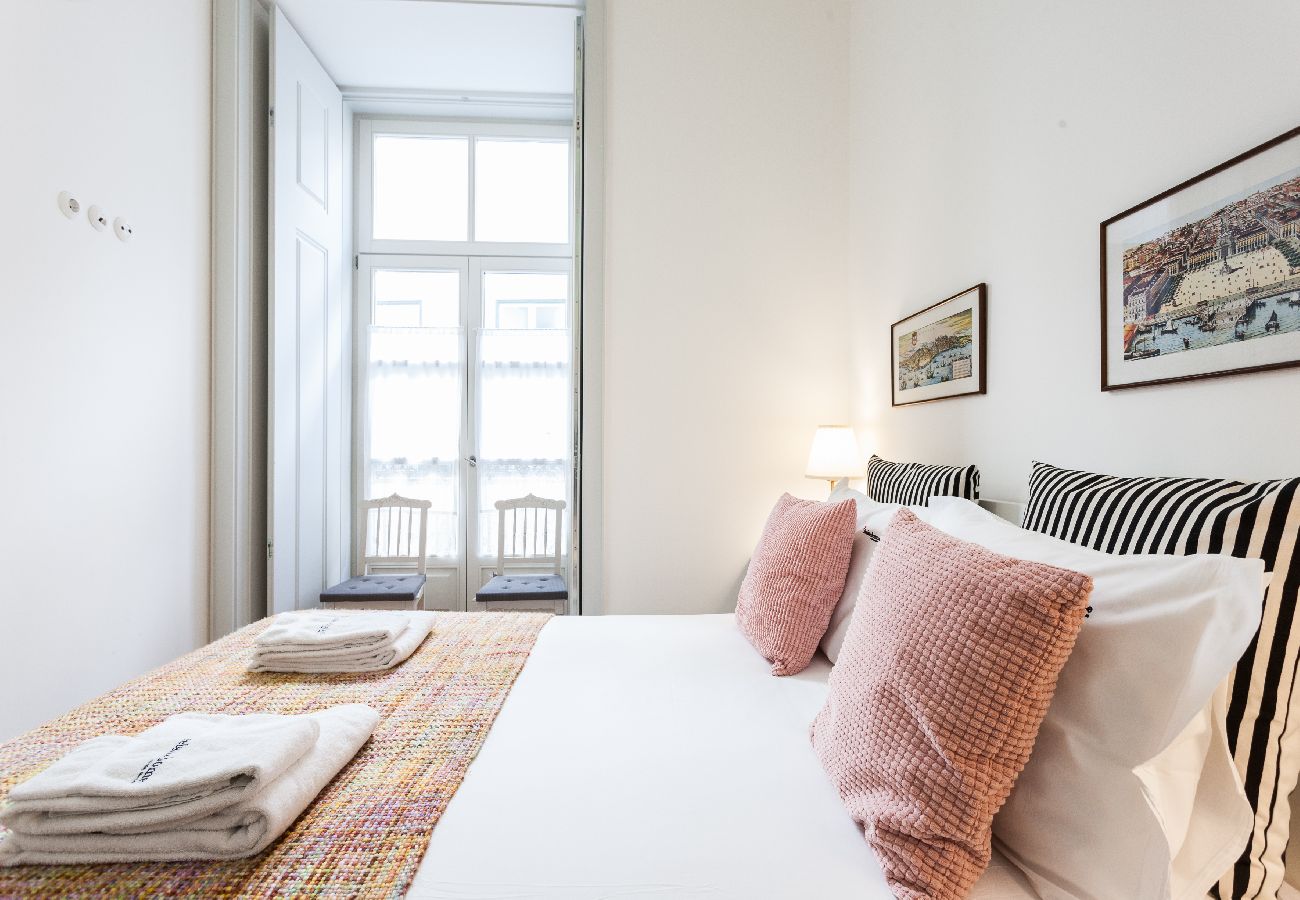 Apartamento em Lisboa - FLH Bacalhoeiros Charming Place Apartamento em Lisboa - FLH Bacalhoeiros Charming Place