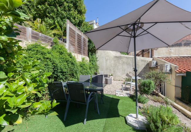 Apartamento em Lisboa - FLH Castle Duplex with Terrace