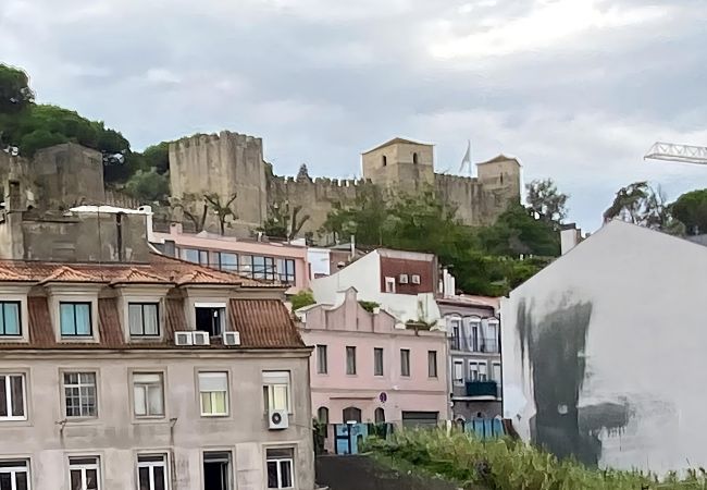Apartamento em Lisboa - FLH Castle Duplex with Terrace Apartamento em Lisboa - FLH Castle Duplex with Terrace