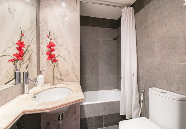 Apartamento em Lisboa - FLH Príncipe Real Cozy Flat II Apartamento em Lisboa - FLH Príncipe Real Cozy Flat II