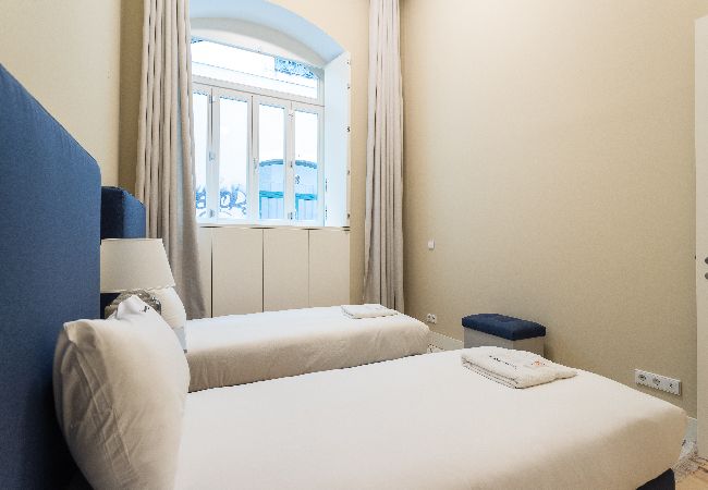 Apartamento em Lisboa - FLH Cais Sodré Trendy Duplex Apartamento em Lisboa - FLH Cais Sodré Trendy Duplex