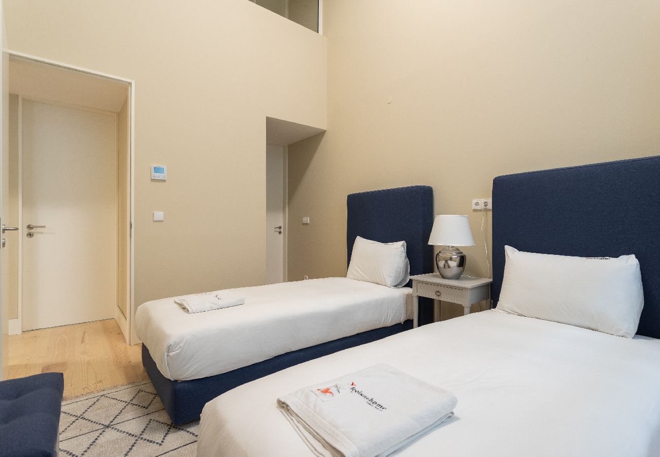 Apartamento em Lisboa - FLH Cais Sodré Trendy Duplex Apartamento em Lisboa - FLH Cais Sodré Trendy Duplex