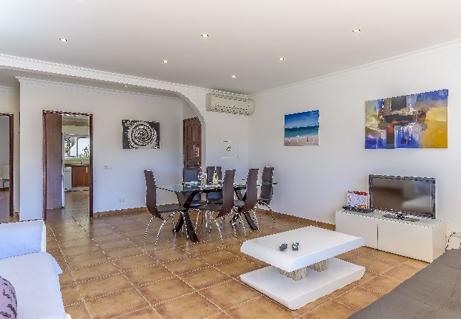 Apartamento em Albufeira - FLH Albufeira Vila Mira Flat with Pool Apartamento em Albufeira - FLH Albufeira Vila Mira Flat with Pool