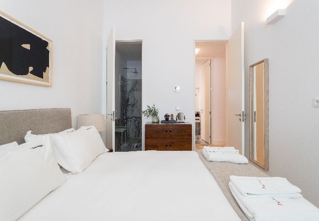 Apartamento em Lisboa - FLH Cais Sodré Design Duplex - Ribeira 11 Apartamento em Lisboa - FLH Cais Sodré Design Duplex - Ribeira 11