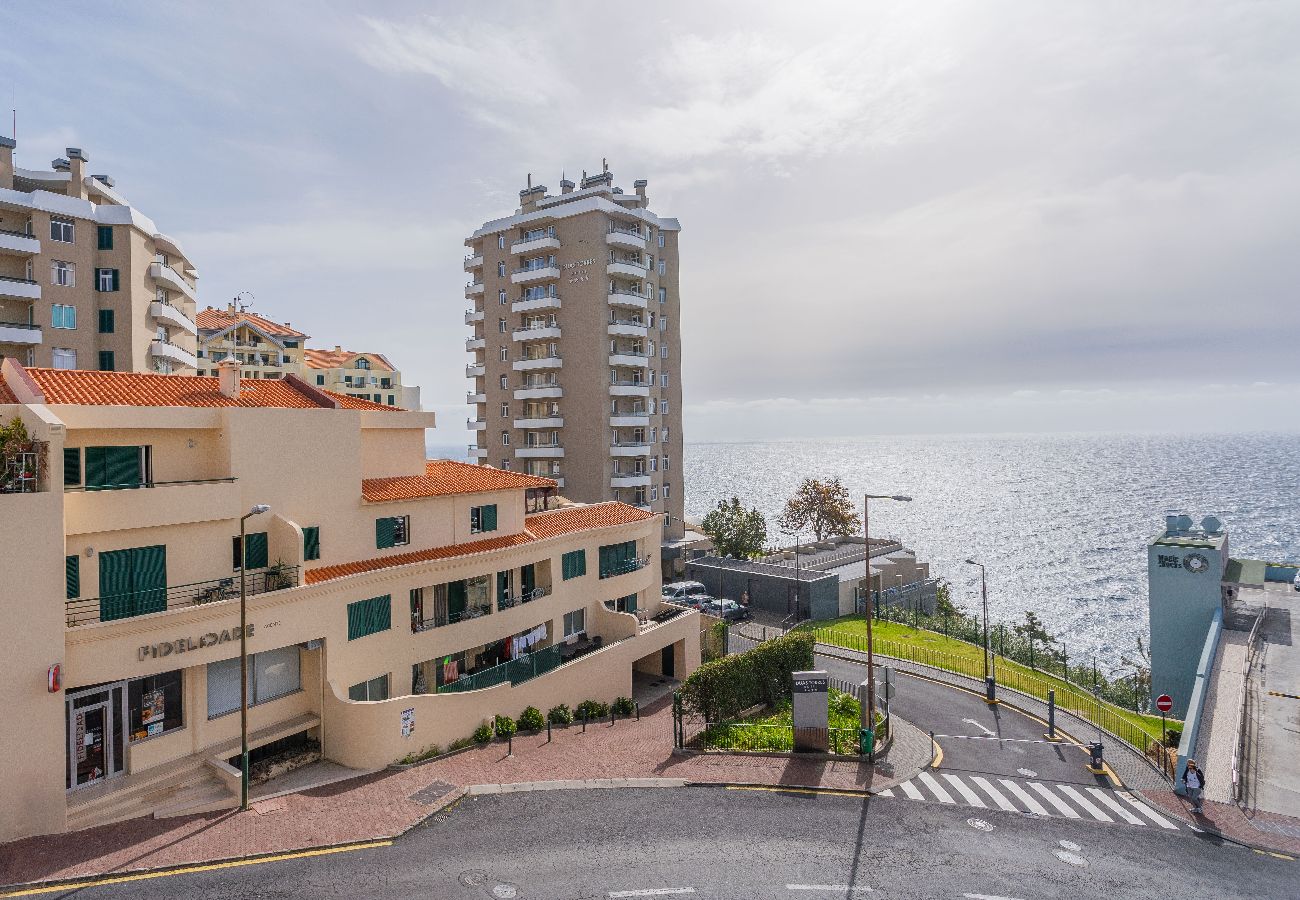 Apartamento em Funchal - FLH Funchal Balcony Apartment with Sea View Apartamento em Funchal - FLH Funchal Balcony Apartment with Sea View