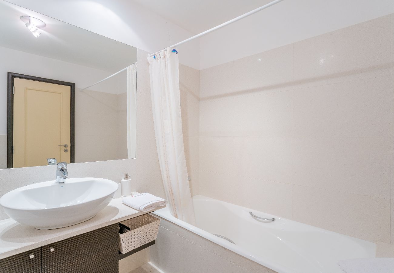 Apartamento em Funchal - FLH Funchal Balcony Apartment with Sea View Apartamento em Funchal - FLH Funchal Balcony Apartment with Sea View