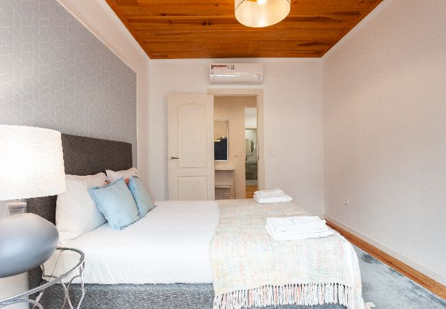 Apartamento em Lisboa - FLH S. Bento Apartment with Balcony Apartamento em Lisboa - FLH S. Bento Apartment with Balcony
