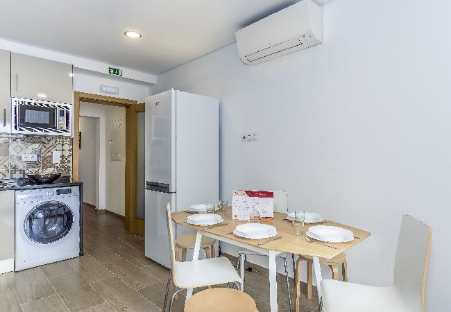 Casa em Faro - FLH Faro Central House with Terrace Casa em Faro - FLH Faro Central House with Terrace