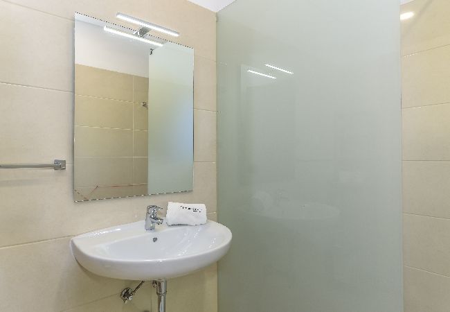 Casa em Faro - FLH Faro Central House with Terrace Casa em Faro - FLH Faro Central House with Terrace