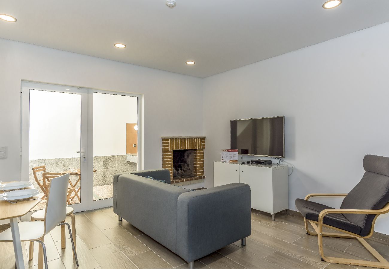 Casa em Faro - FLH Faro Central House with Terrace Casa em Faro - FLH Faro Central House with Terrace