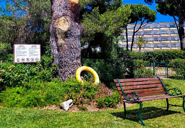 Apartamento em Vilamoura - FLH Vilamoura Summer Flat with Pool Apartamento em Vilamoura - FLH Vilamoura Summer Flat with Pool