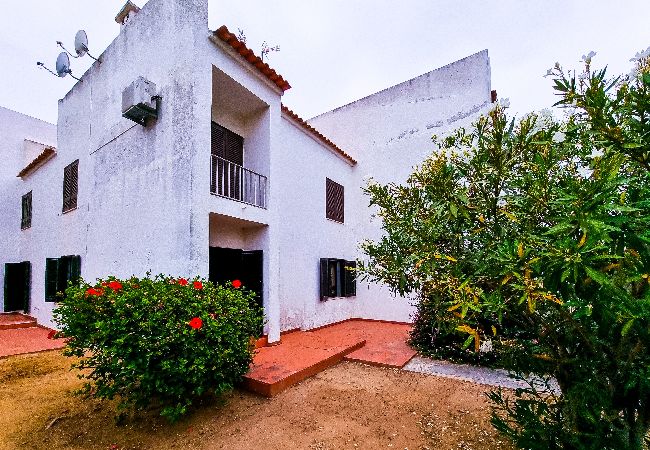 Apartamento em Monte Gordo - FLH Monte Gordo Family Flat with Terrace Apartamento em Monte Gordo - FLH Monte Gordo Family Flat with Terrace