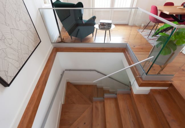 Apartamento em Lisboa - FLH Portas do Sol Duplex with Terrace Apartamento em Lisboa - FLH Portas do Sol Duplex with Terrace