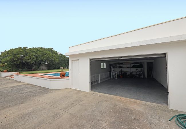 Casa em Vila Nova de Gaia - FLH Porto Golf & Beach front House with Pool Casa em Vila Nova de Gaia - FLH Porto Golf & Beach front House with Pool