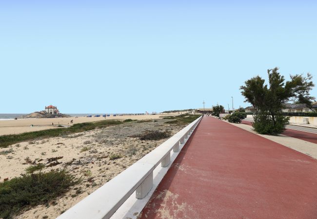 Casa em Vila Nova de Gaia - FLH Porto Golf & Beach front House with Pool Casa em Vila Nova de Gaia - FLH Porto Golf & Beach front House with Pool