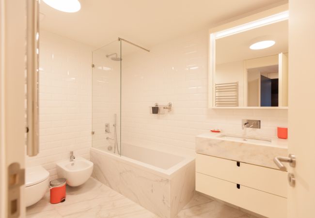 Apartamento em Lisboa - FLH Praça Comércio Artistic Flat with Balcony Apartamento em Lisboa - FLH Praça Comércio Artistic Flat with Balcony