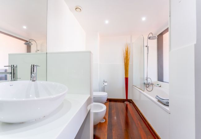 Apartamento em Funchal - FLH Funchal Artistic Apartment with Balcony Apartamento em Funchal - FLH Funchal Artistic Apartment with Balcony