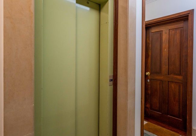 Apartamento em Funchal - FLH Funchal Artistic Apartment with Balcony Apartamento em Funchal - FLH Funchal Artistic Apartment with Balcony