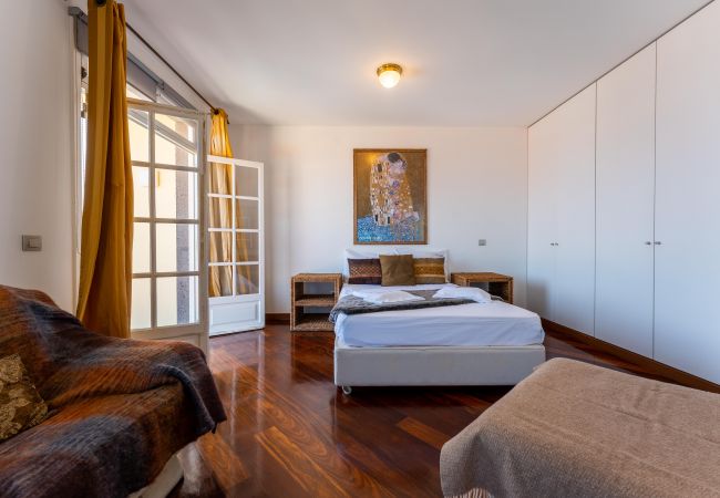 Apartamento em Funchal - FLH Funchal Artistic Apartment with Balcony Apartamento em Funchal - FLH Funchal Artistic Apartment with Balcony