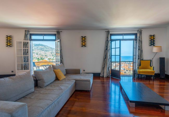 Apartamento em Funchal - FLH Funchal Artistic Apartment with Balcony Apartamento em Funchal - FLH Funchal Artistic Apartment with Balcony