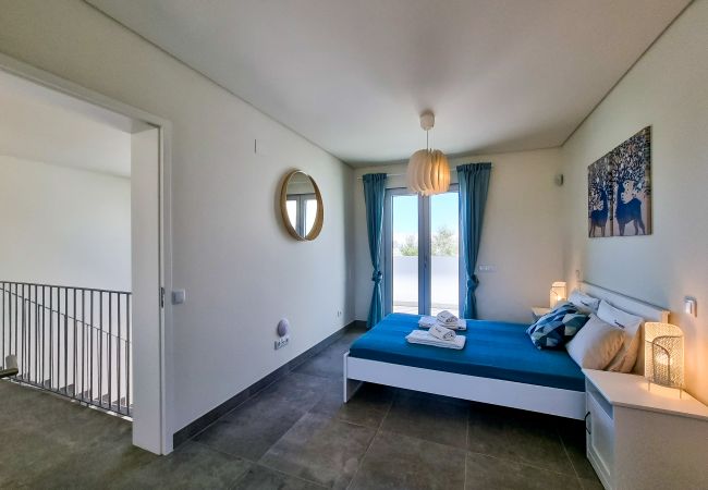 Apartamento em Quarteira - FLH Vilamoura Duplex with Terrace & Pool Apartamento em Quarteira - FLH Vilamoura Duplex with Terrace & Pool