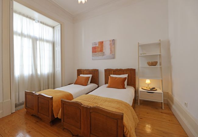 Apartamento em Porto - FLH Porto Classic Apartment with Terrace & Parking Apartamento em Porto - FLH Porto Classic Apartment with Terrace & Parking