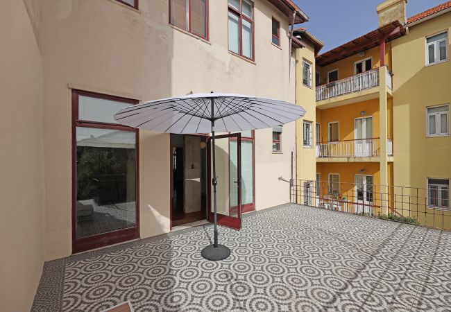 Apartamento em Porto - FLH Porto Classic Apartment with Terrace & Parking Apartamento em Porto - FLH Porto Classic Apartment with Terrace & Parking