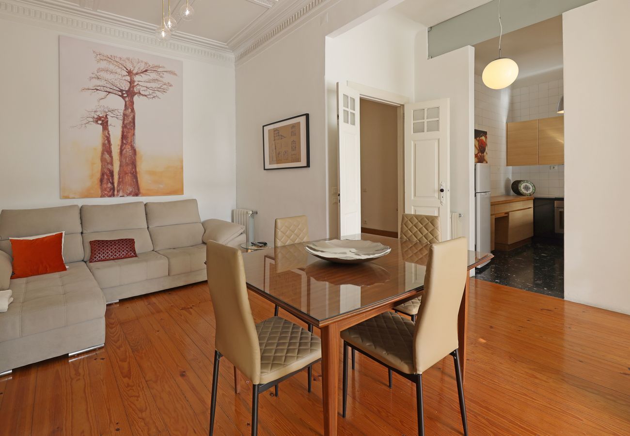 Apartamento em Porto - FLH Porto Classic Apartment with Terrace & Parking Apartamento em Porto - FLH Porto Classic Apartment with Terrace & Parking