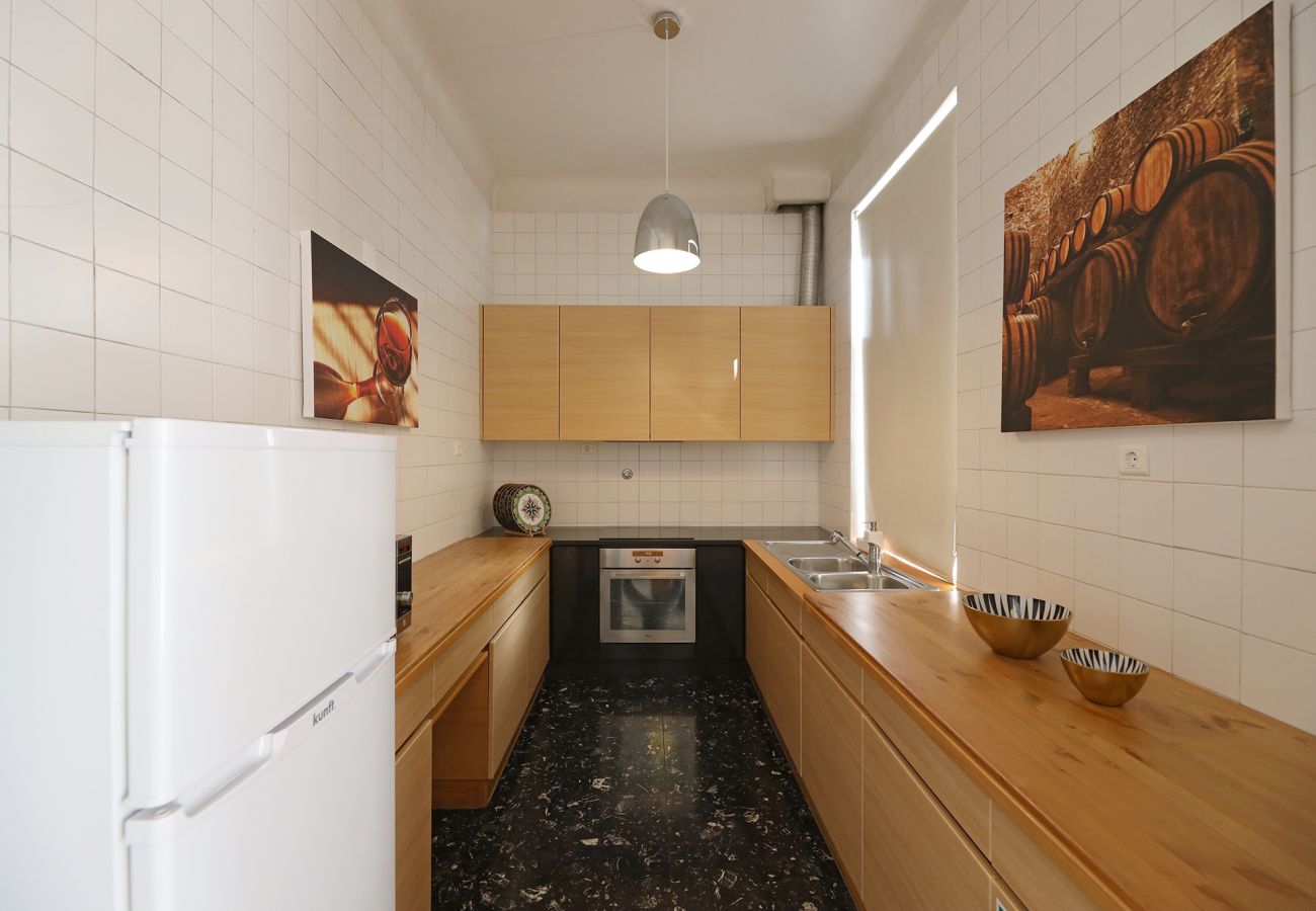 Apartamento em Porto - FLH Porto Classic Apartment with Terrace & Parking Apartamento em Porto - FLH Porto Classic Apartment with Terrace & Parking