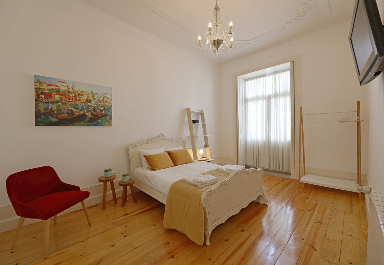 Apartamento em Porto - FLH Porto Classic Apartment with Terrace & Parking Apartamento em Porto - FLH Porto Classic Apartment with Terrace & Parking