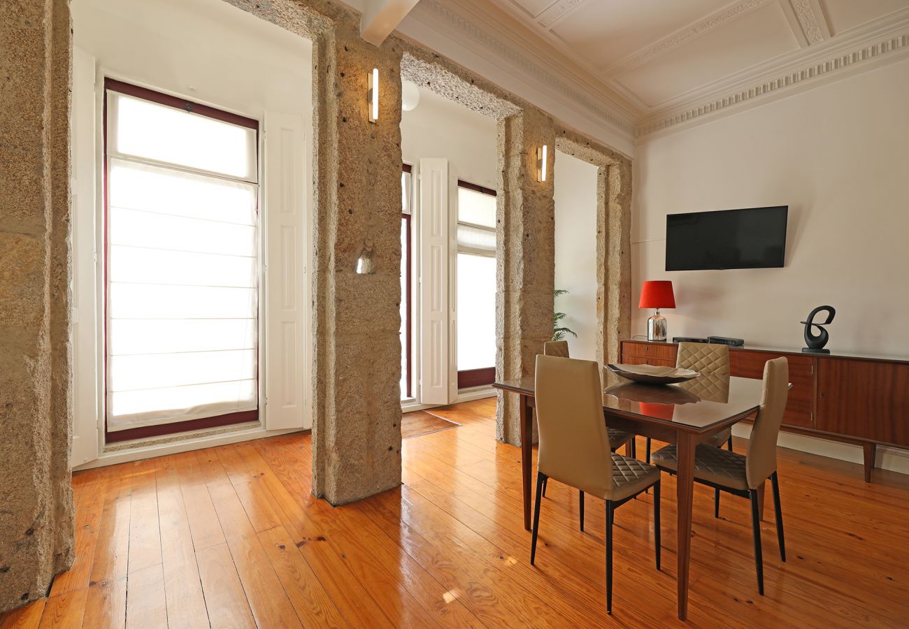 Apartamento em Porto - FLH Porto Classic Apartment with Terrace & Parking Apartamento em Porto - FLH Porto Classic Apartment with Terrace & Parking