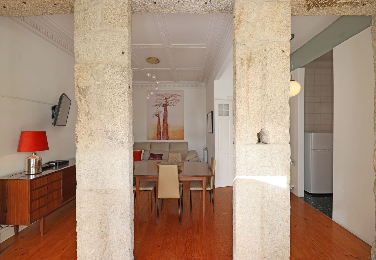 Apartamento em Porto - FLH Porto Classic Apartment with Terrace & Parking Apartamento em Porto - FLH Porto Classic Apartment with Terrace & Parking