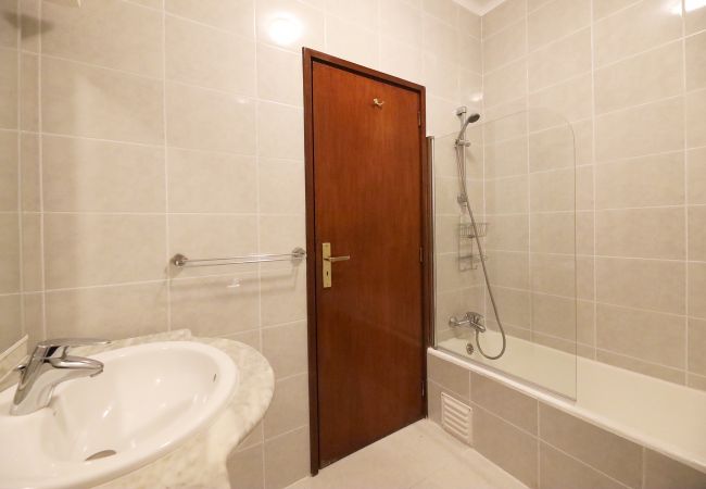 Apartamento em Porto - FLH Porto Classic Design with Terrace Apartamento em Porto - FLH Porto Classic Design with Terrace