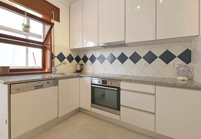 Apartamento em Porto - FLH Porto Classic Design with Terrace Apartamento em Porto - FLH Porto Classic Design with Terrace