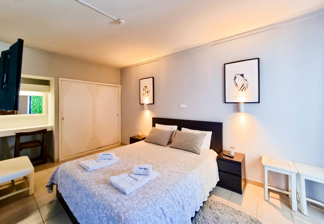 Apartamento em Portimão - FLH Portimão Modest Flat with Balcony Apartamento em Portimão - FLH Portimão Modest Flat with Balcony