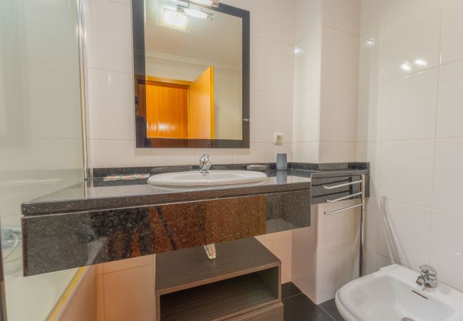 Apartamento em Santa Cruz - FLH Garajau Fantastic Ocean View with Balcony Apartamento em Santa Cruz - FLH Garajau Fantastic Ocean View with Balcony