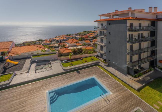 Apartamento em Santa Cruz - FLH Garajau Fantastic Ocean View with Balcony