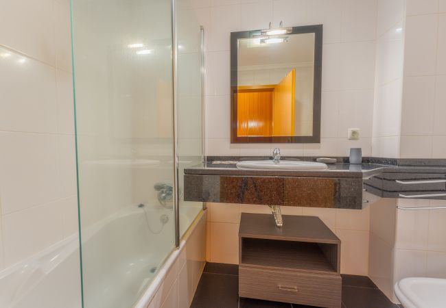 Apartamento em Santa Cruz - FLH Garajau Fantastic Ocean View with Balcony Apartamento em Santa Cruz - FLH Garajau Fantastic Ocean View with Balcony