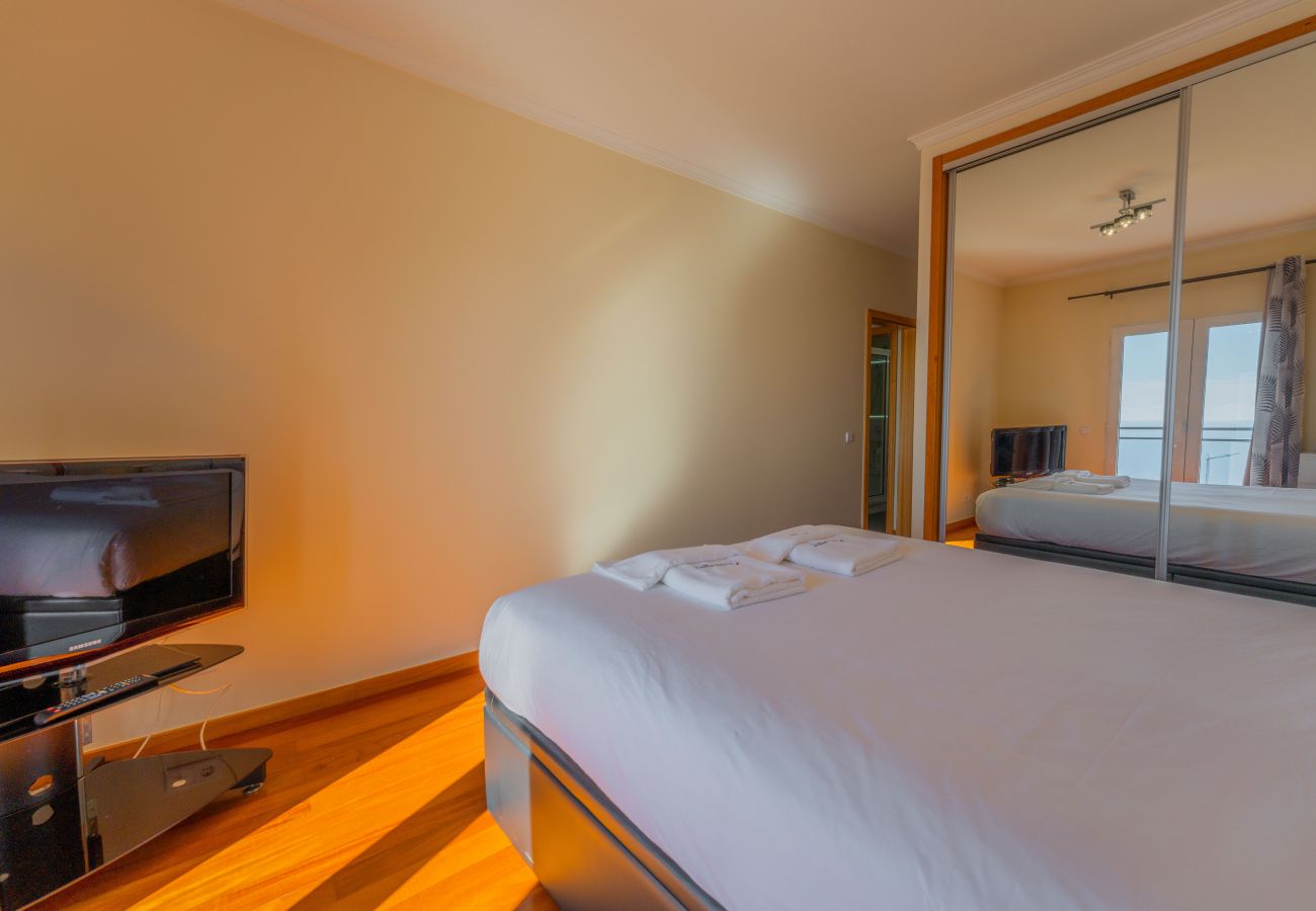 Apartamento em Santa Cruz - FLH Garajau Fantastic Ocean View with Balcony Apartamento em Santa Cruz - FLH Garajau Fantastic Ocean View with Balcony