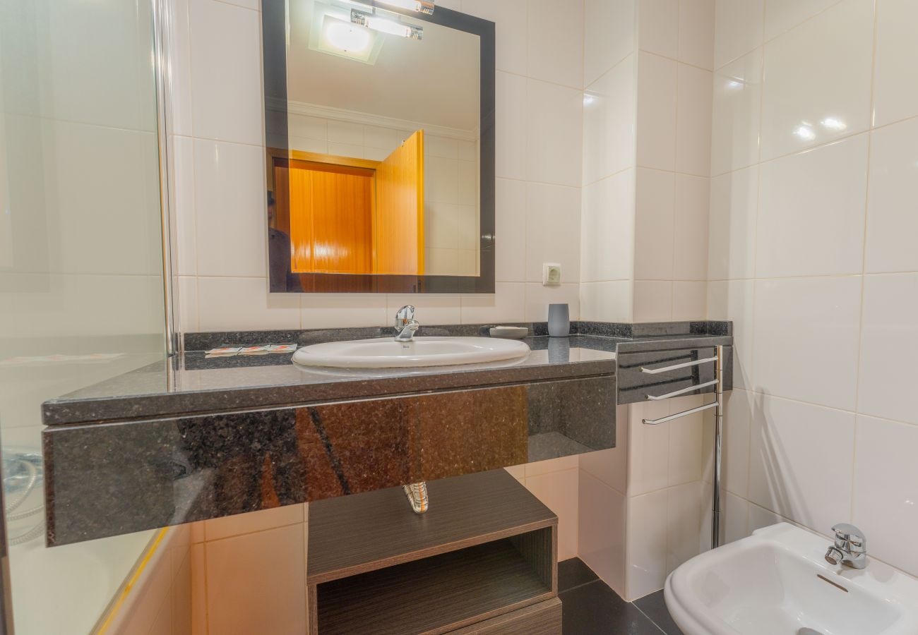 Apartamento em Santa Cruz - FLH Garajau Fantastic Ocean View with Balcony Apartamento em Santa Cruz - FLH Garajau Fantastic Ocean View with Balcony