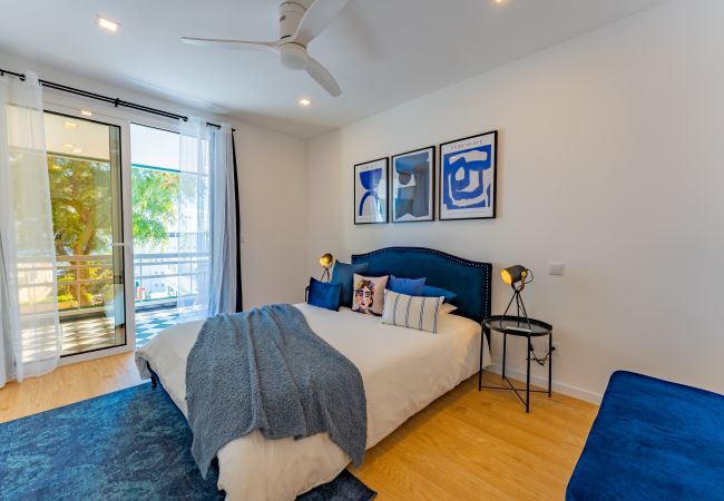 Apartamento em Funchal - FLH Funchal Spacious Apartment with Balcony Apartamento em Funchal - FLH Funchal Spacious Apartment with Balcony