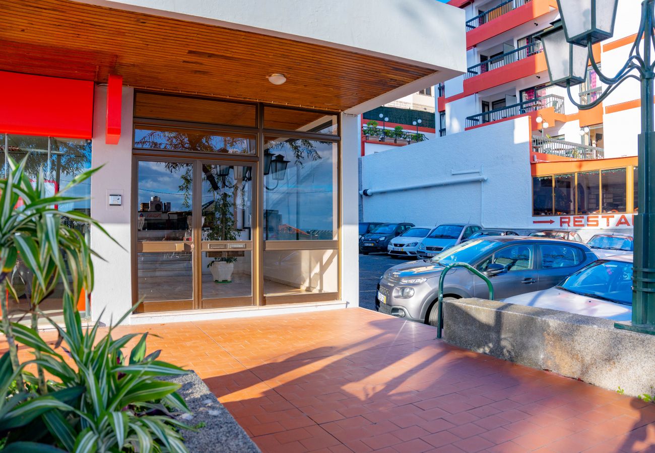 Apartamento em Funchal - FLH Funchal Spacious Apartment with Balcony Apartamento em Funchal - FLH Funchal Spacious Apartment with Balcony