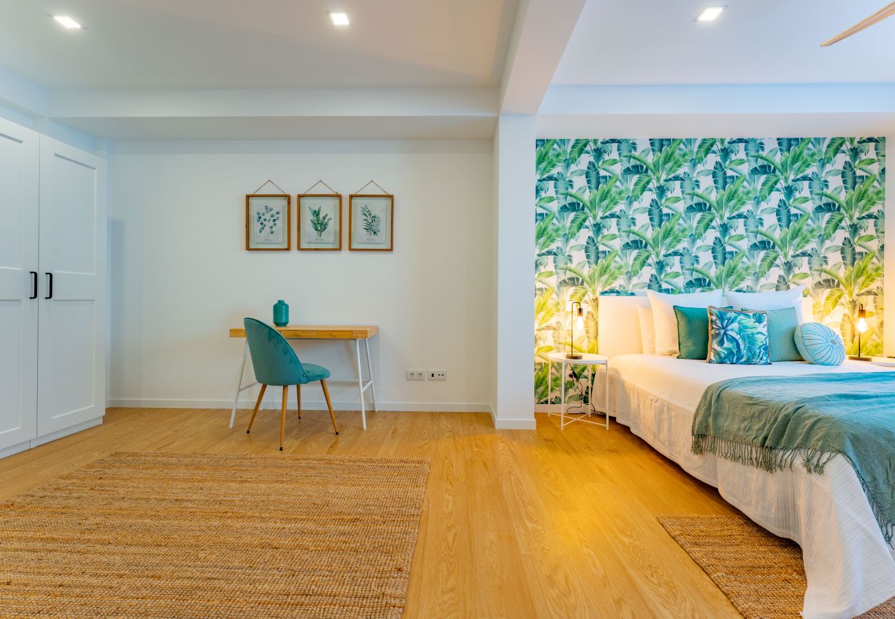 Apartamento em Funchal - FLH Funchal Spacious Apartment with Balcony Apartamento em Funchal - FLH Funchal Spacious Apartment with Balcony