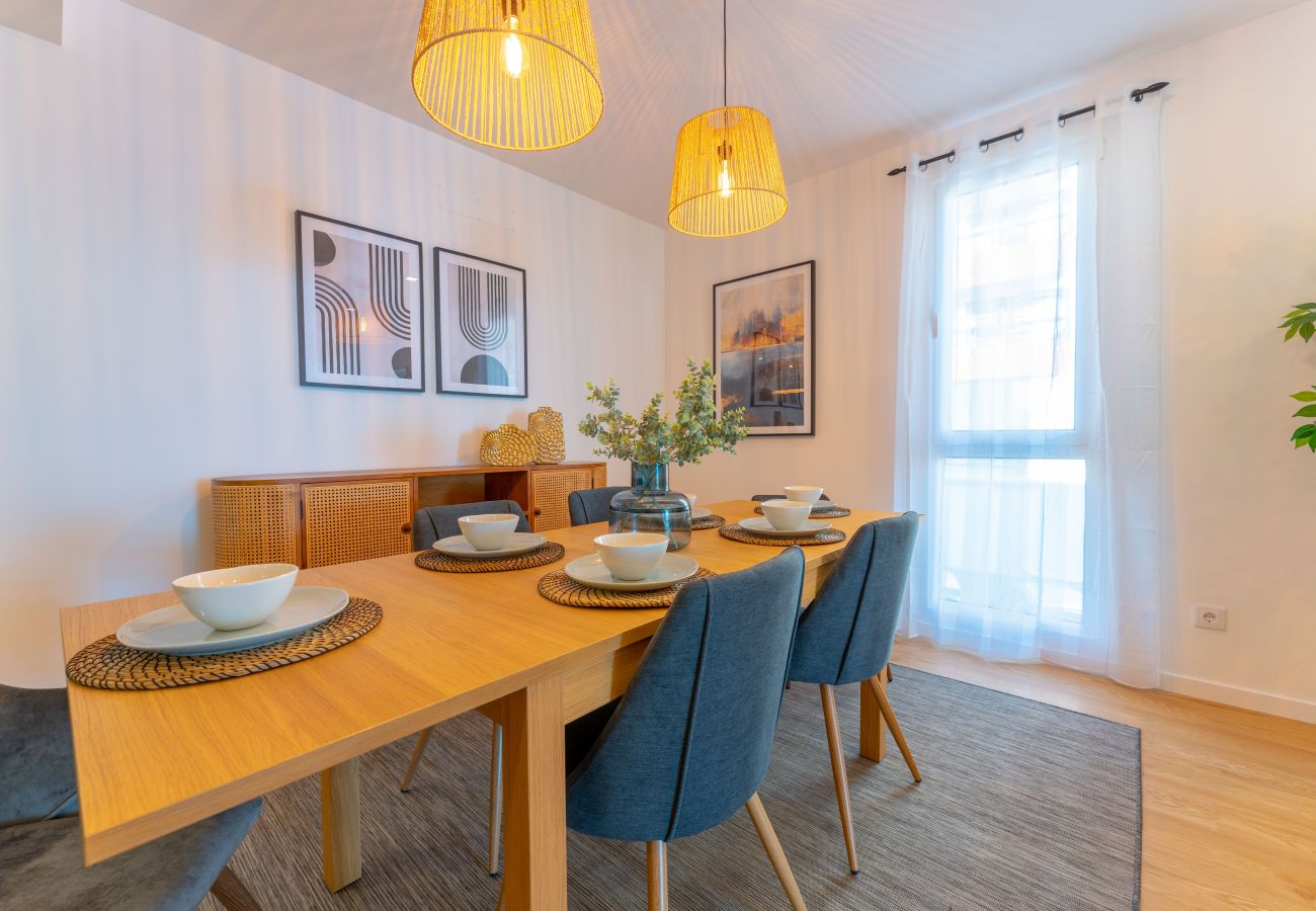 Apartamento em Funchal - FLH Funchal Spacious Apartment with Balcony Apartamento em Funchal - FLH Funchal Spacious Apartment with Balcony
