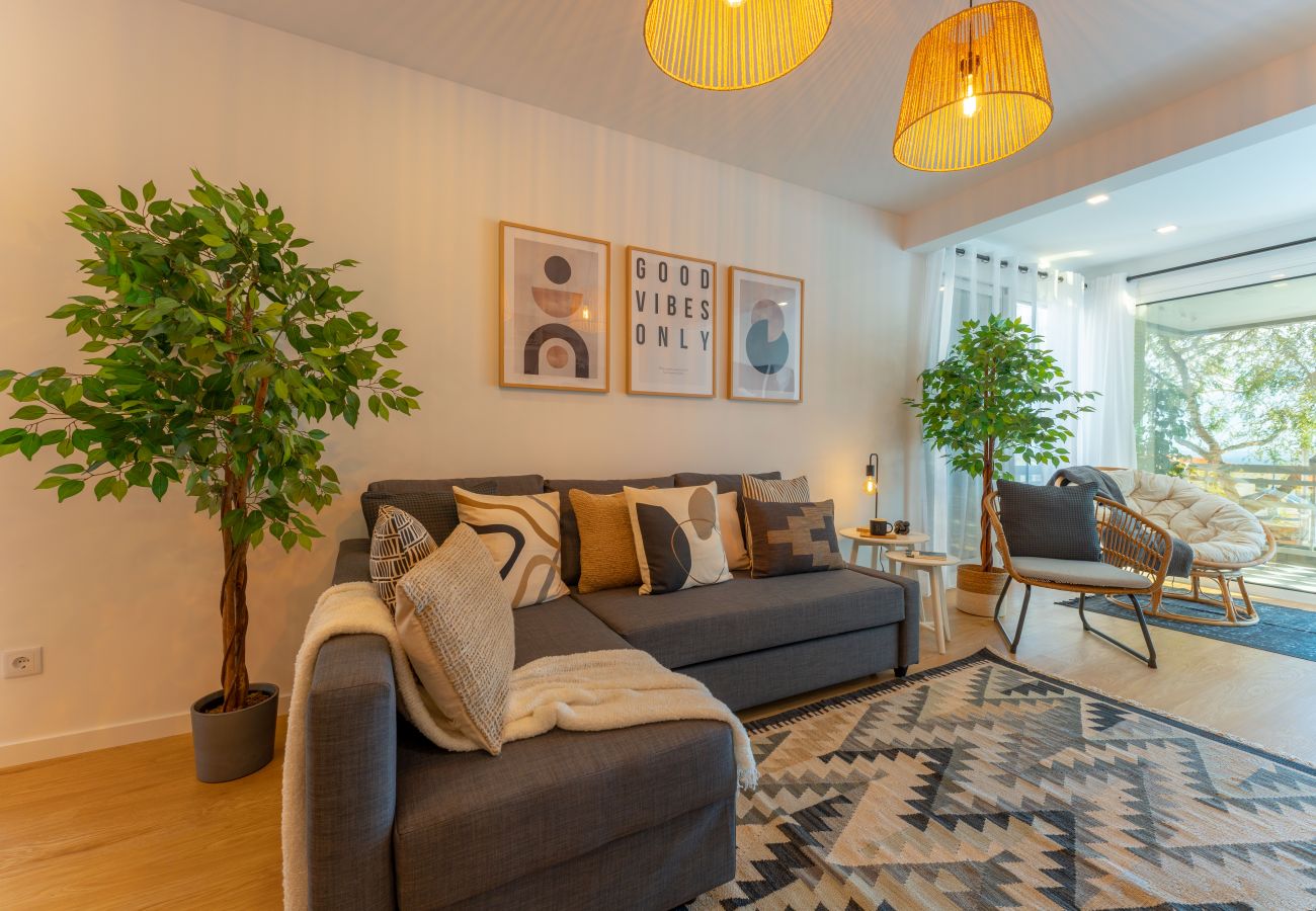 Apartamento em Funchal - FLH Funchal Spacious Apartment with Balcony Apartamento em Funchal - FLH Funchal Spacious Apartment with Balcony