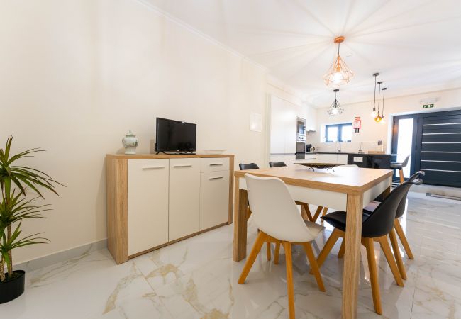 Casa em Santa Cruz - FLH Santa Cruz Triplex with Terrace Casa em Santa Cruz - FLH Santa Cruz Triplex with Terrace