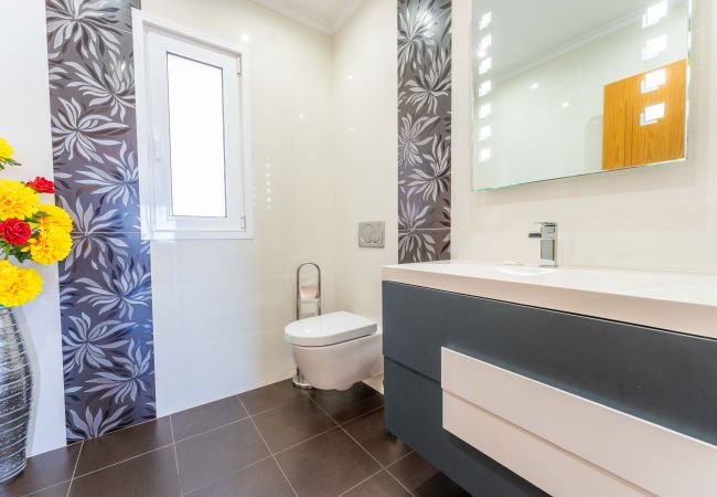 Casa em Funchal - FLH Funchal House with Sea View Casa em Funchal - FLH Funchal House with Sea View
