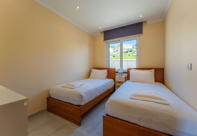 Casa em Funchal - FLH Funchal House with Sea View Casa em Funchal - FLH Funchal House with Sea View